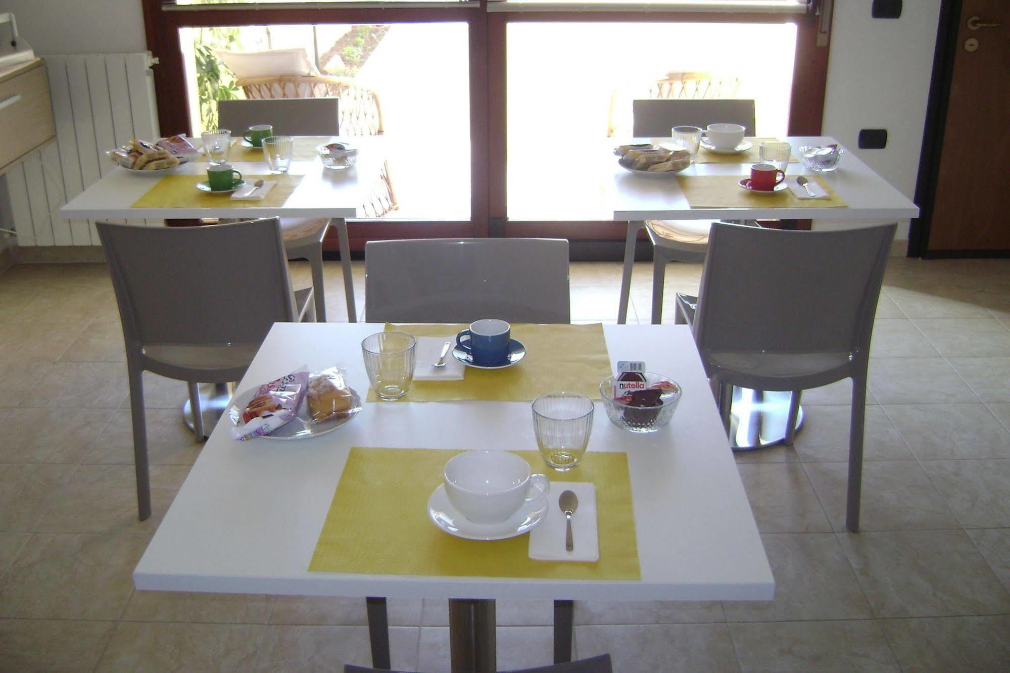 Hotel Sun&Sardinia Monserrato Esterno foto